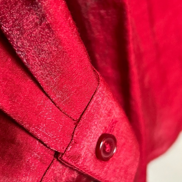 Chico’s Silk Red Shimmer Solid Button Up Blouse Size 1 Women - Picture 8 of 14